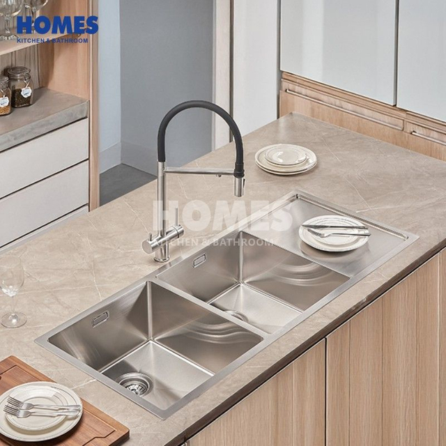 DT212050R Hot Sale & High Quality Polished 18 Gauge Handmade Sink with Drain Board SUS304 Apron Front Double Bowl for Bathroom Kitchen