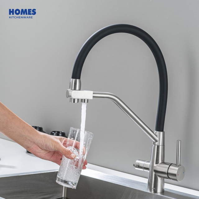 Manufacturer Health UPC Flexible Pull Out Long Neck Kitchen Sink Faucet with Rubber Neck Pull down