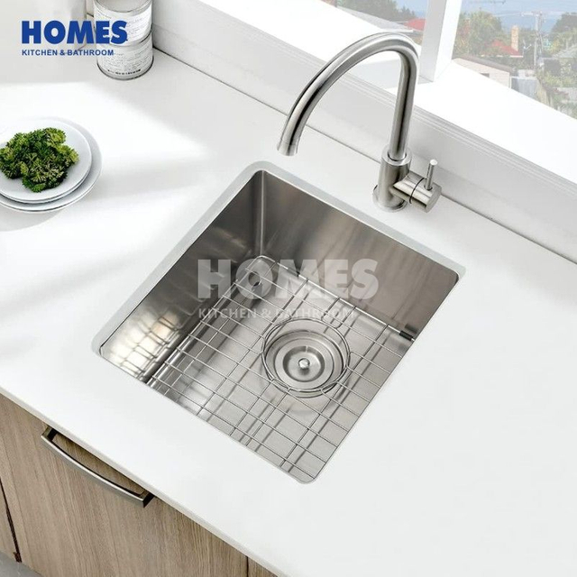 U140451 16-Gauge Undermount Stainless Steel Kitchen Sink