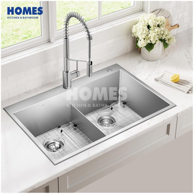 T284533 Handmade Double Bowl 16 Gauge Double Bowl 2-Hole 304 Stainless Steel Kitchen Sink